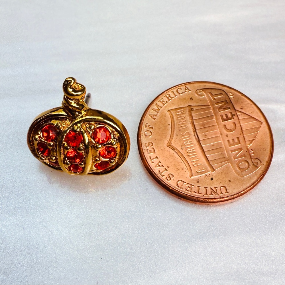 Goldtone Red Bling Fall Autumn Festive Halloween Pumpkin Pierced Earrings - Picture 4 of 4